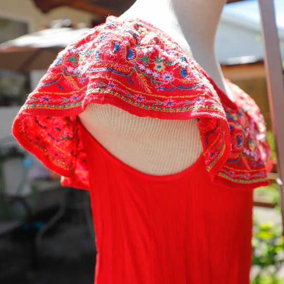 Embroidered Top - Picture 6 of 12